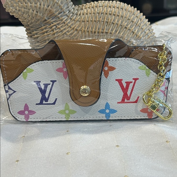 💐GLASSES HOLDER 💐 - Picture 2 of 3